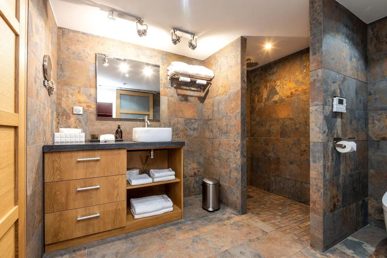 Guest house The Address Cassis Hotel
